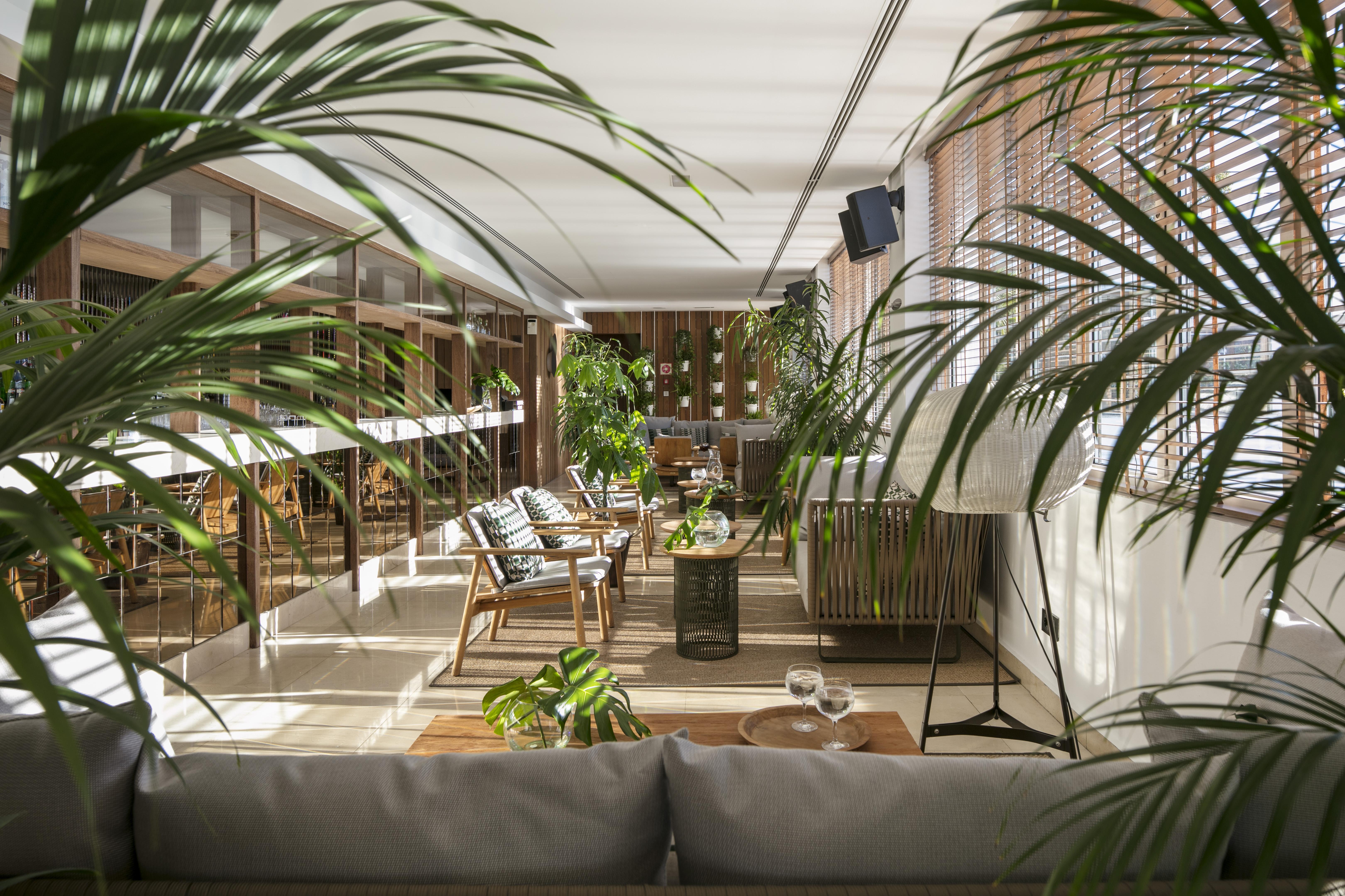 Me Madrid Reina Victoria By Melia — Bilder 2